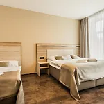 Mariel Hotel 3*